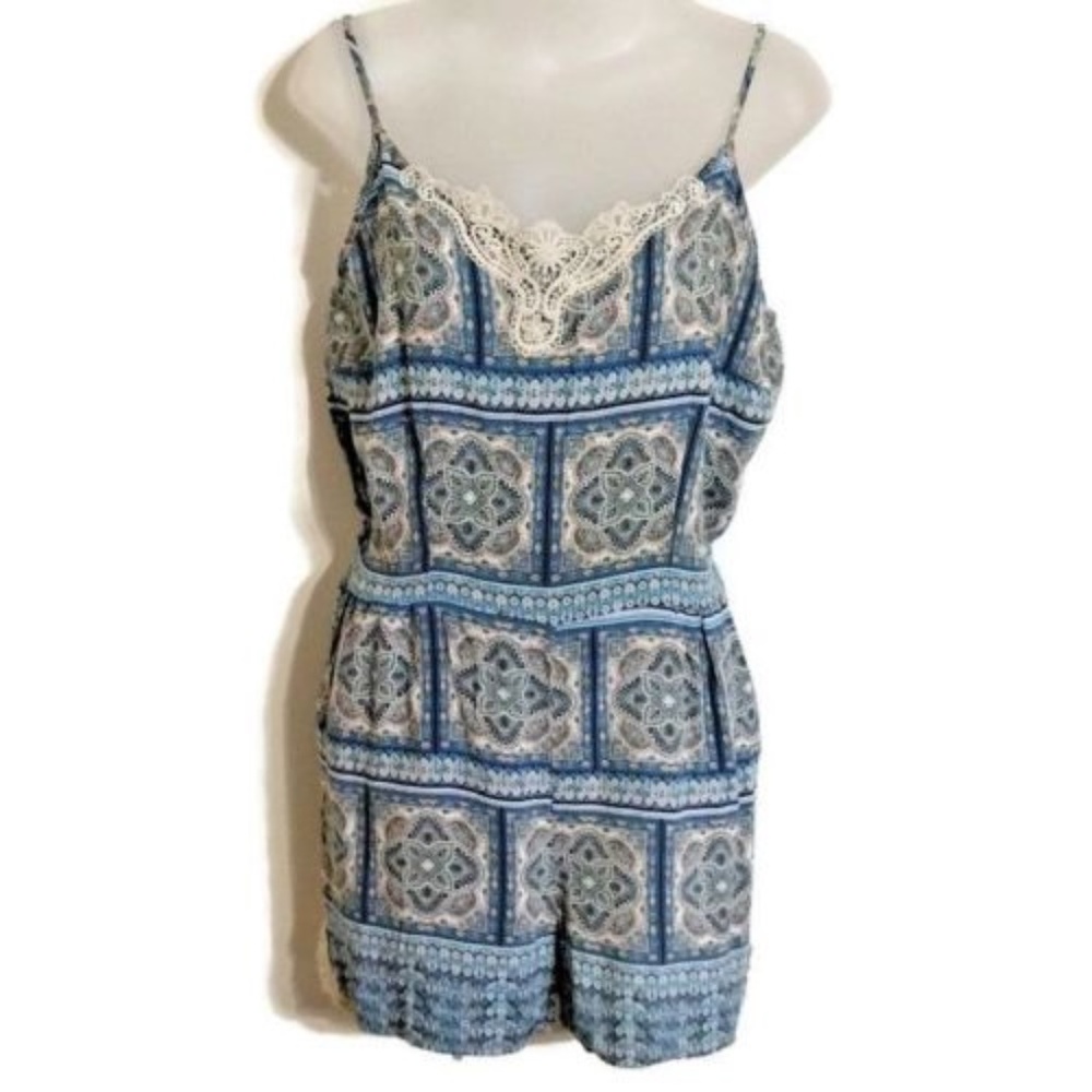 COPY - Romper Shorts L Spaghetti Blue Lace Summer…